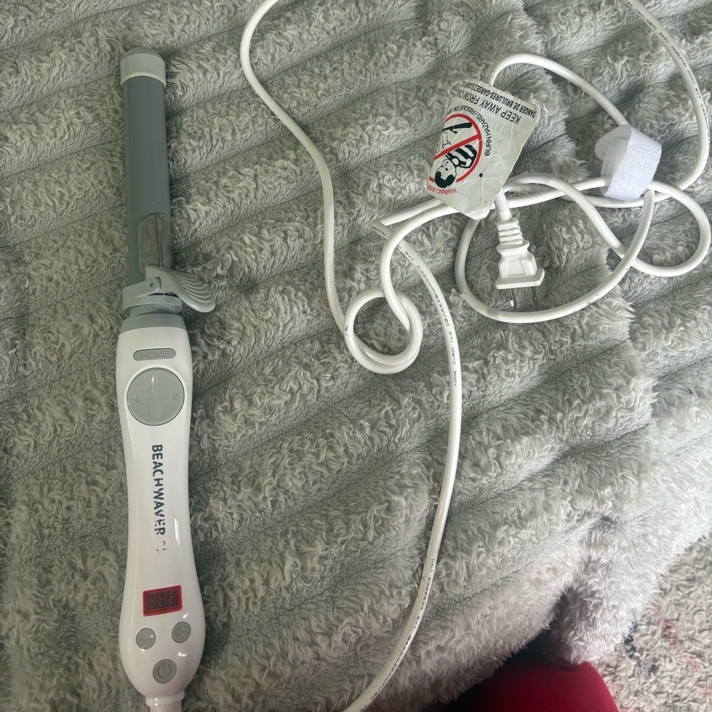 Beachwaver Rotating Curling Iron